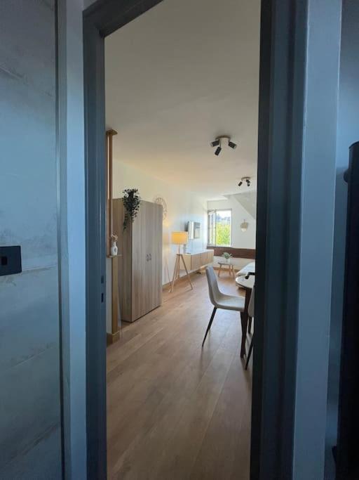 Апартаменты Duplex Bord De L'Eure - Parking Inclus - Jolie Vue Sur La Cathedrale Шартр Экстерьер фото