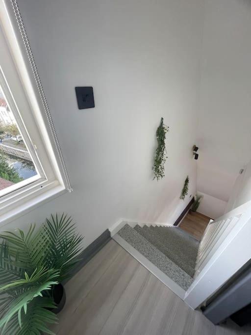 Апартаменты Duplex Bord De L'Eure - Parking Inclus - Jolie Vue Sur La Cathedrale Шартр Экстерьер фото